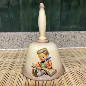 Goebel Bell. Third Edition, Annual Bell. Hum 702 West Germany, 1978. Handcrafted